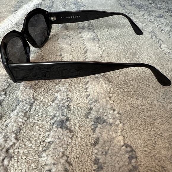 Vintage Ellen Tracy 826-200 Black Oval Sunglasses Austria FRAMES ONLY